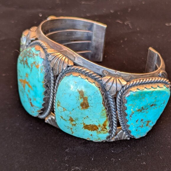 Stunning Vintage Navajo Sterling Silver Four-Stone Turquoise Cuff Bracelet - Picture 2 of 13